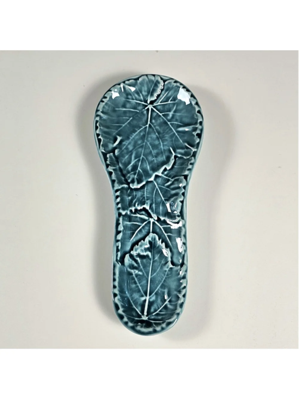 Green Cabbage Leaf Ceramic Spoon Rest Vintage Bordallo Pinheiro Style Majolica